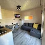 Letniskowe U Krzysia Lodge *