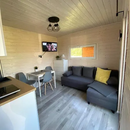 Letniskowe U Krzysia Lodge *